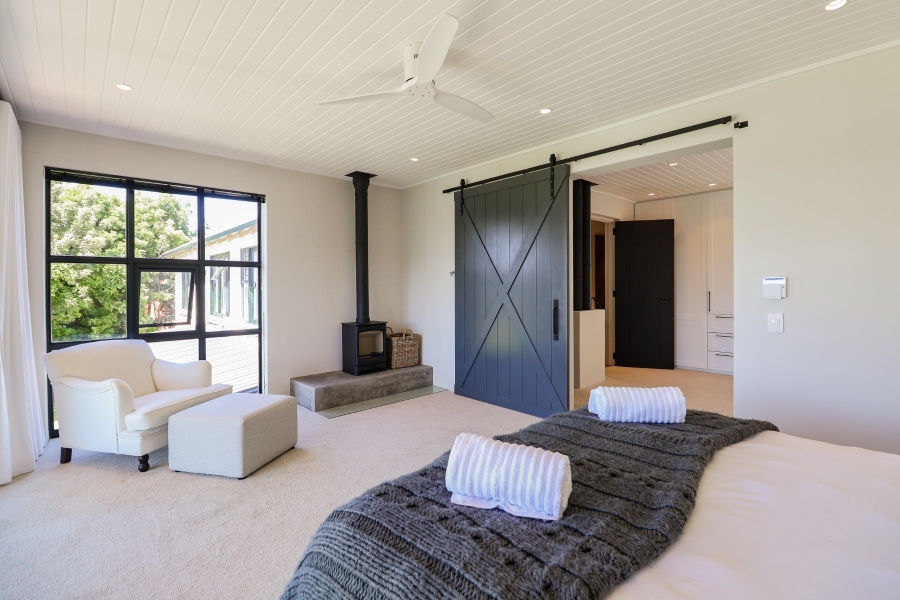 4 Bedroom Property for Sale in Keurboomstrand Western Cape